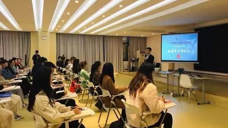 职业培训学校收费标准规范文件：揭秘收费标准背后的秘密